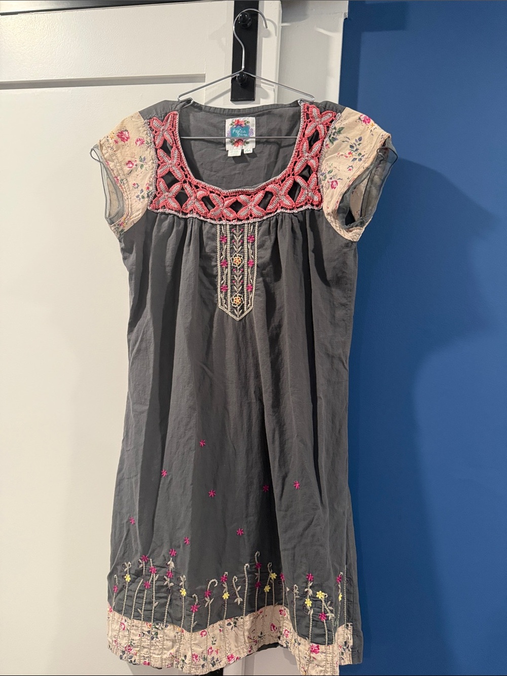 Girls' Charcoal Gray Embroidered Cap-Sleeve Dress with Pink Accents